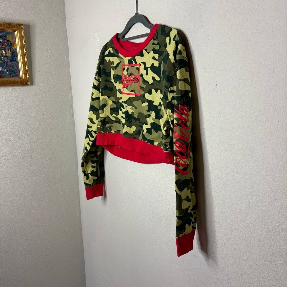 Coca Cola Long Sleeve Camoflauge Crop Top Size M - Picture 2 of 7